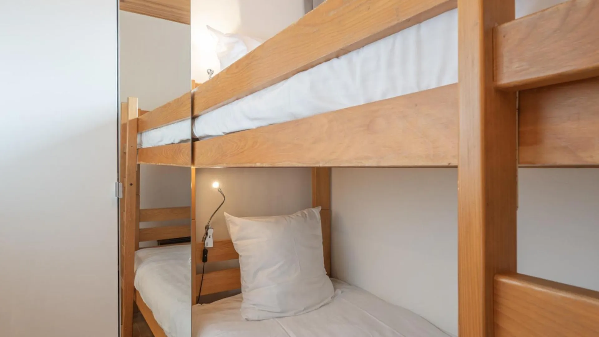 Appartement Familial Au Centre Avec Balcon Et Wifi - Fr-1-645-75 Huez Frankreich